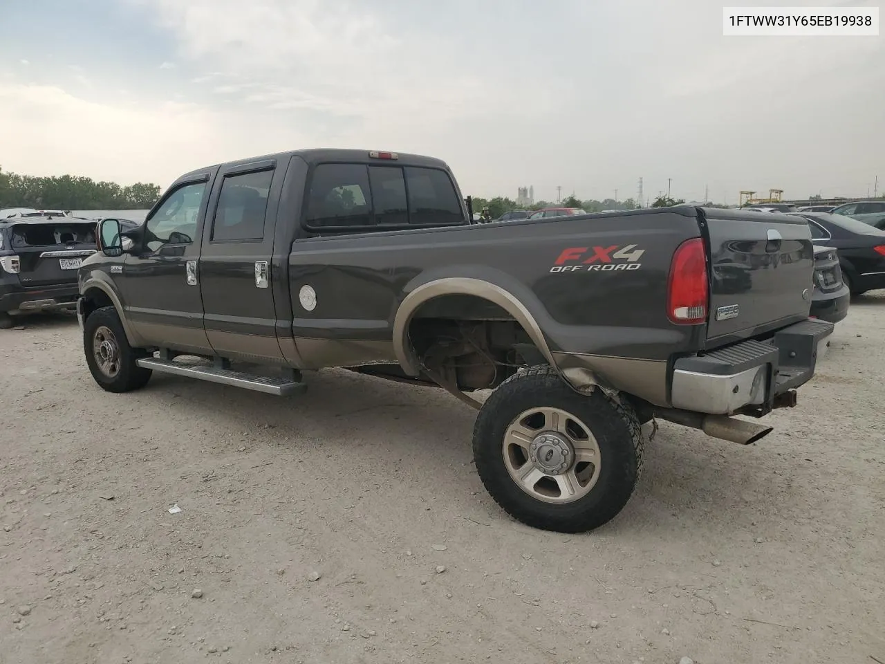 2005 Ford F350 Srw Super Duty VIN: 1FTWW31Y65EB19938 Lot: 70813154