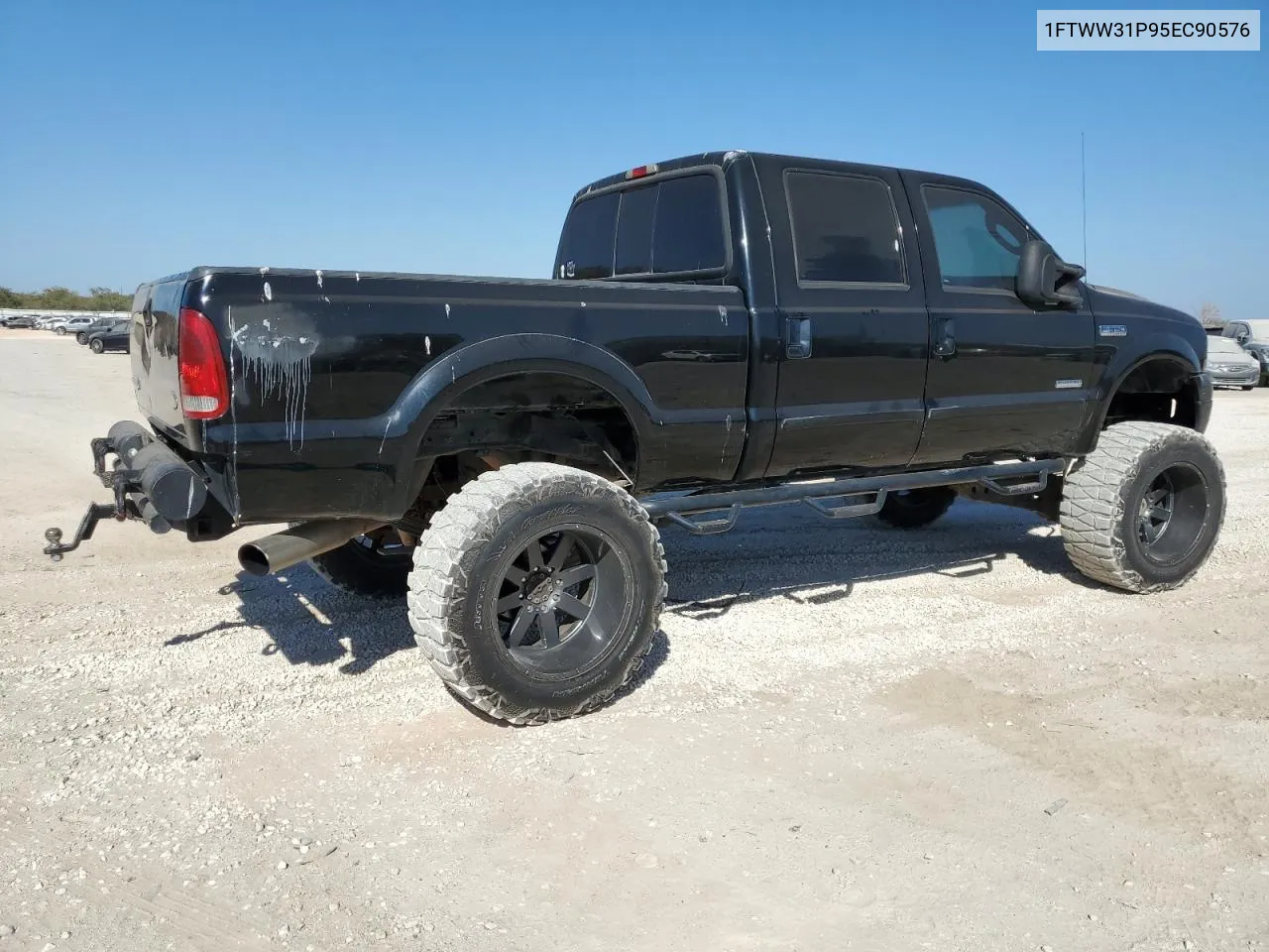 2005 Ford F350 Srw Super Duty VIN: 1FTWW31P95EC90576 Lot: 77562474