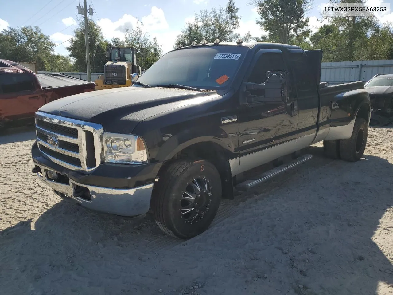 2005 Ford F350 Super Duty VIN: 1FTWX32PX5EA68253 Lot: 77838814