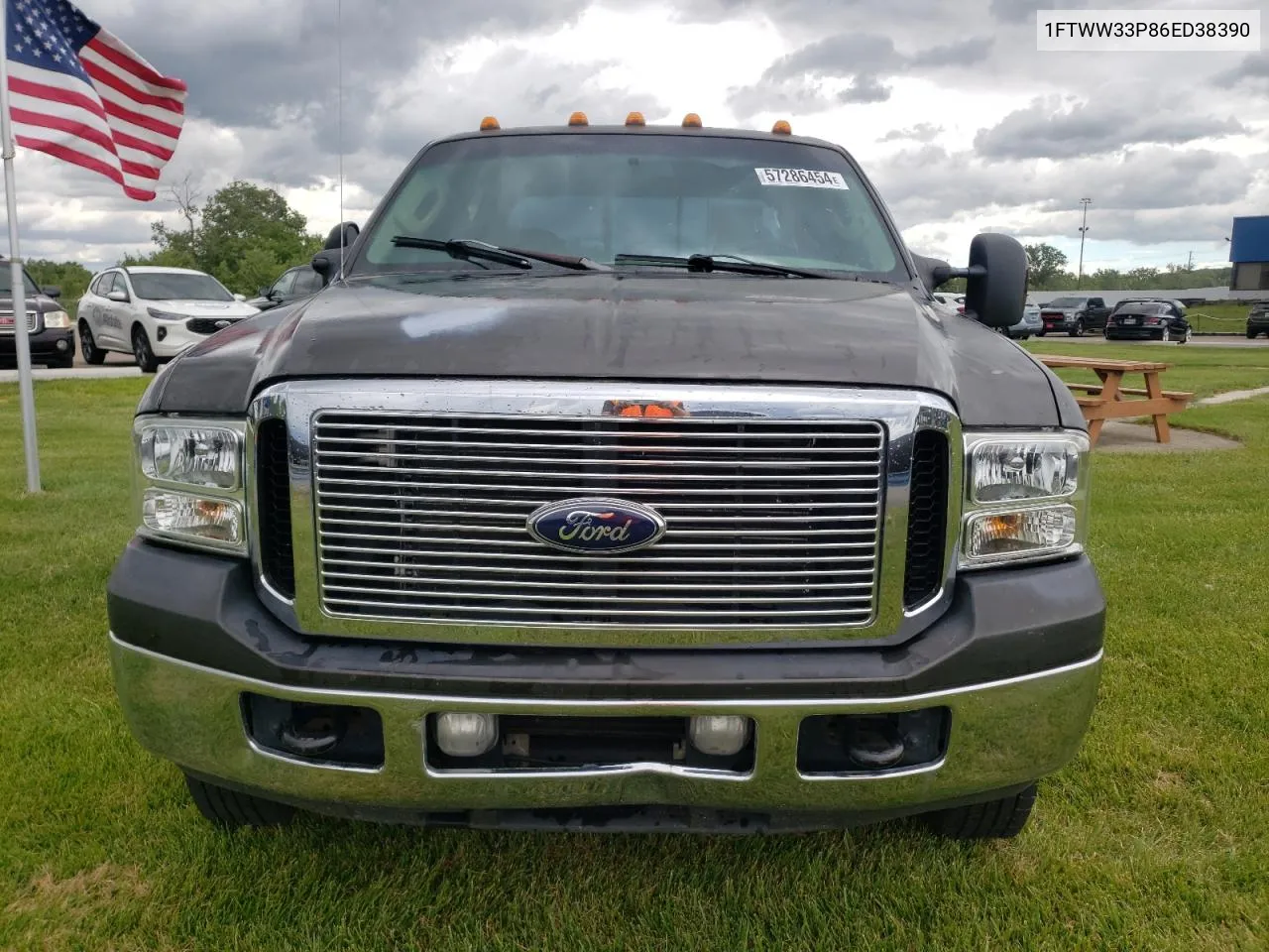 2006 Ford F350 Super Duty VIN: 1FTWW33P86ED38390 Lot: 57286454