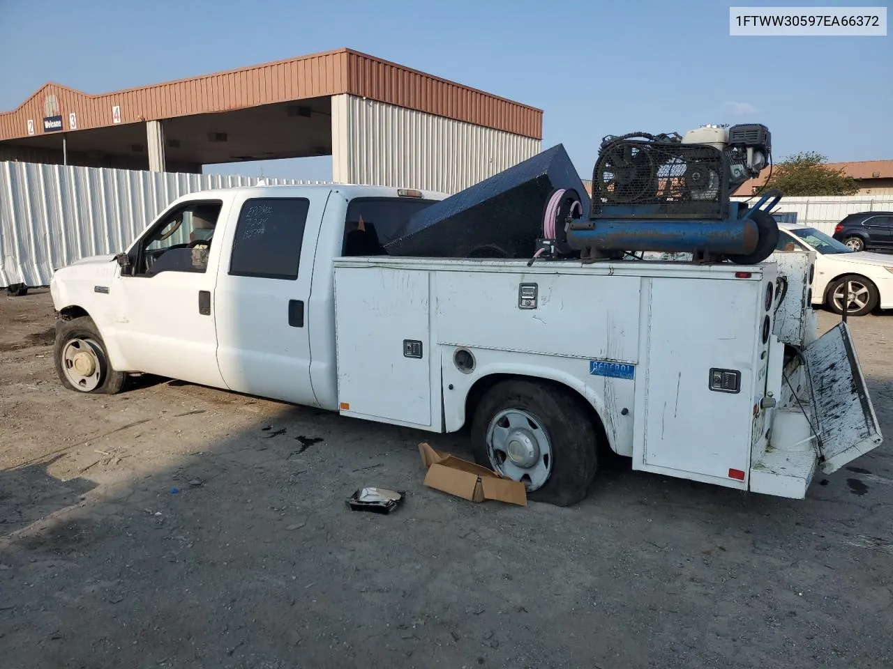 2007 Ford F350 Srw Super Duty VIN: 1FTWW30597EA66372 Lot: 64235174