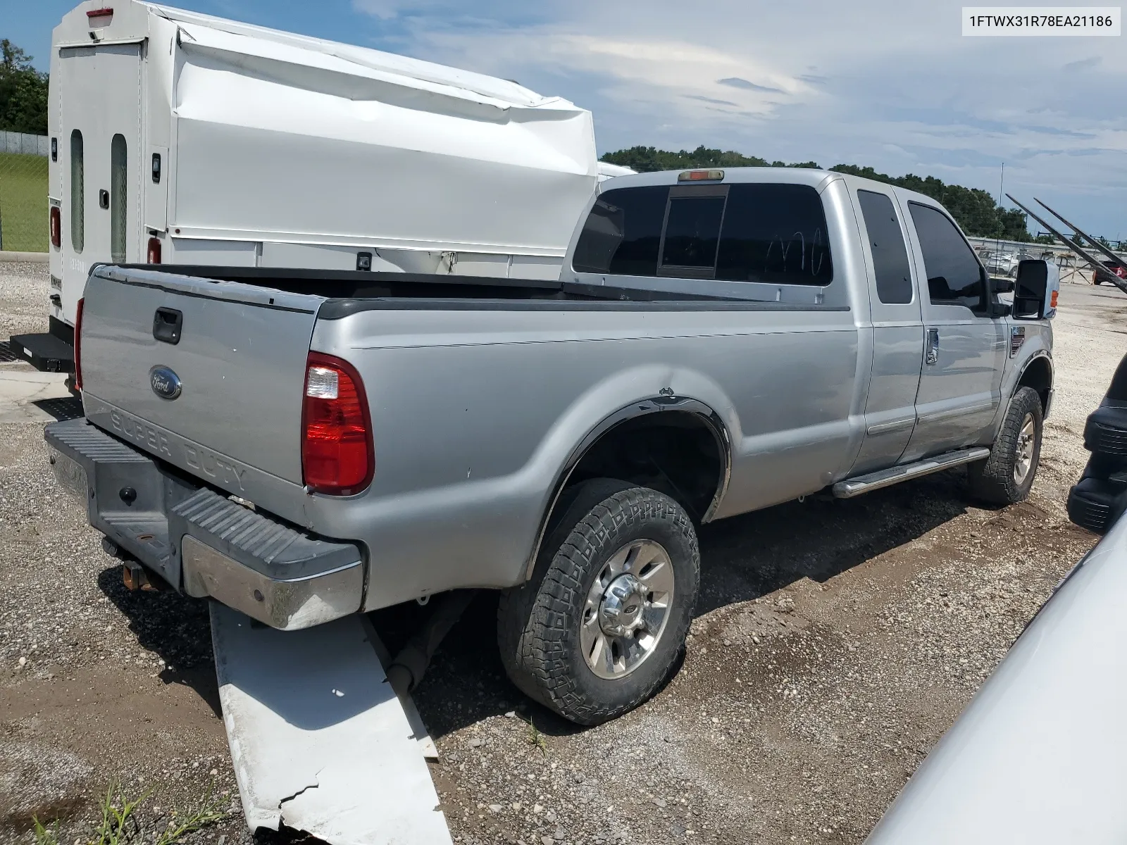 2008 Ford F350 Srw Super Duty VIN: 1FTWX31R78EA21186 Lot: 67215844