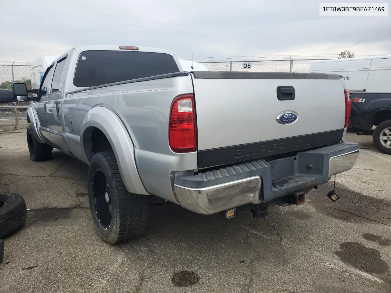 1FT8W3BT9BEA71469 2011 Ford F350 Super Duty