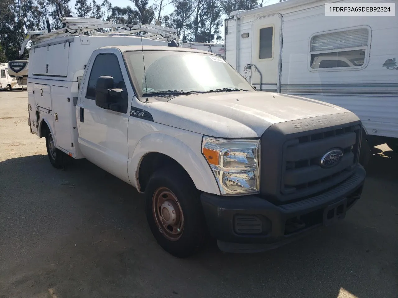 2013 Ford F350 Super Duty VIN: 1FDRF3A69DEB92324 Lot: 64439404