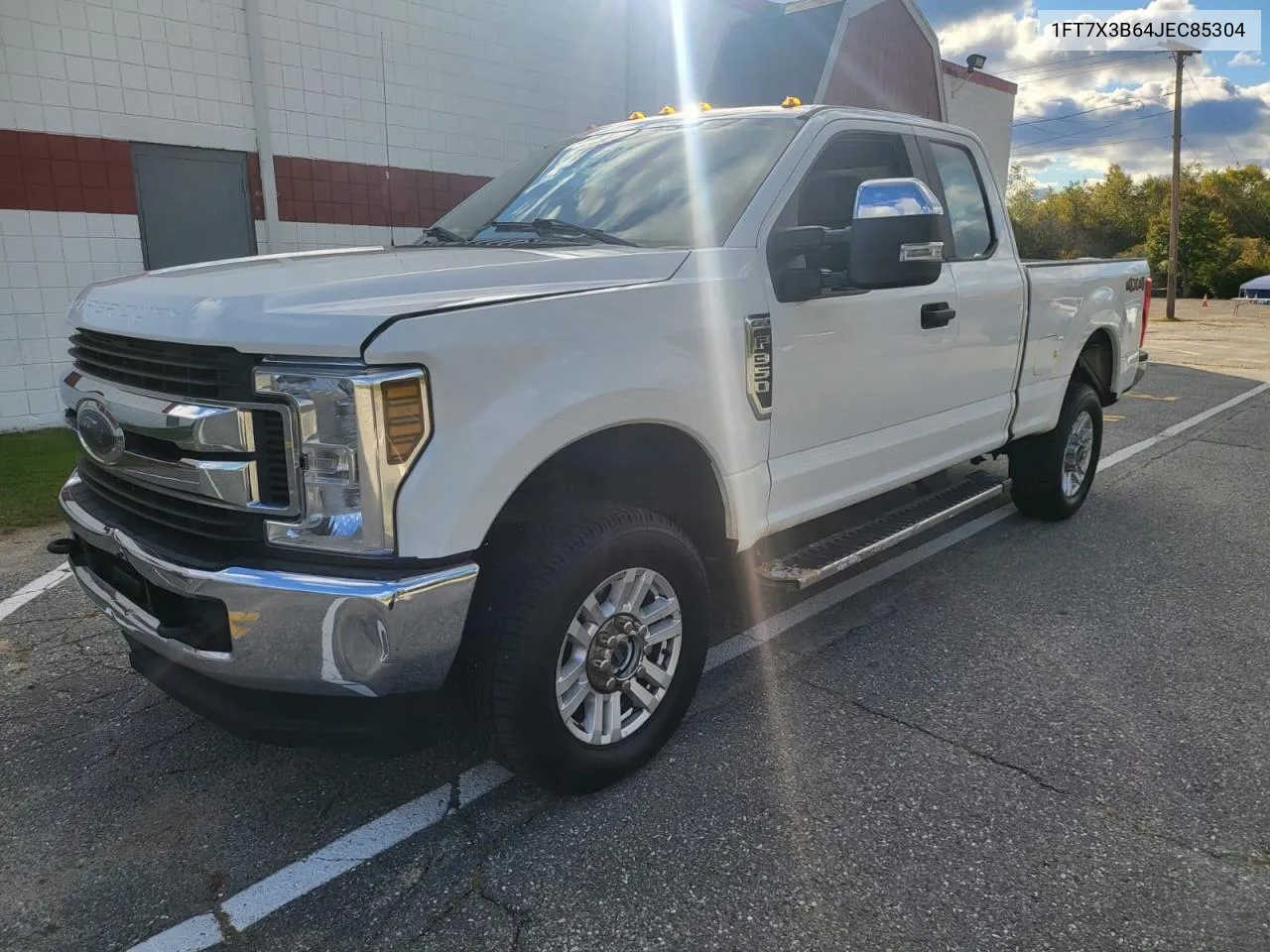 2018 Ford F350 Super Duty VIN: 1FT7X3B64JEC85304 Lot: 75950984