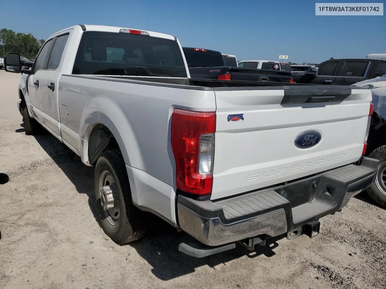 2019 Ford F350 Super Duty VIN: 1FT8W3AT3KEF01742 Lot: 71810954