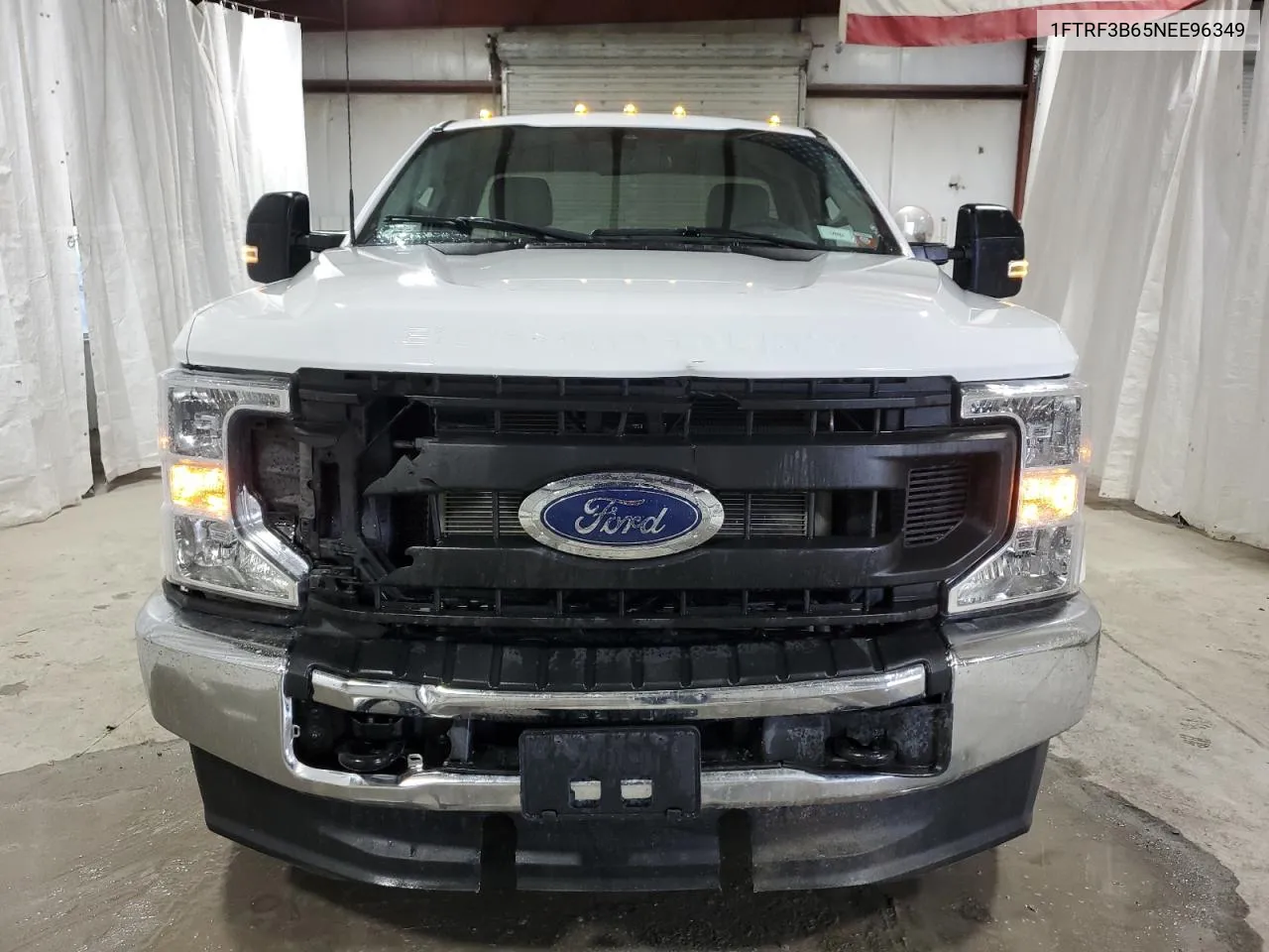 2022 Ford F350 Super Duty VIN: 1FTRF3B65NEE96349 Lot: 49343184