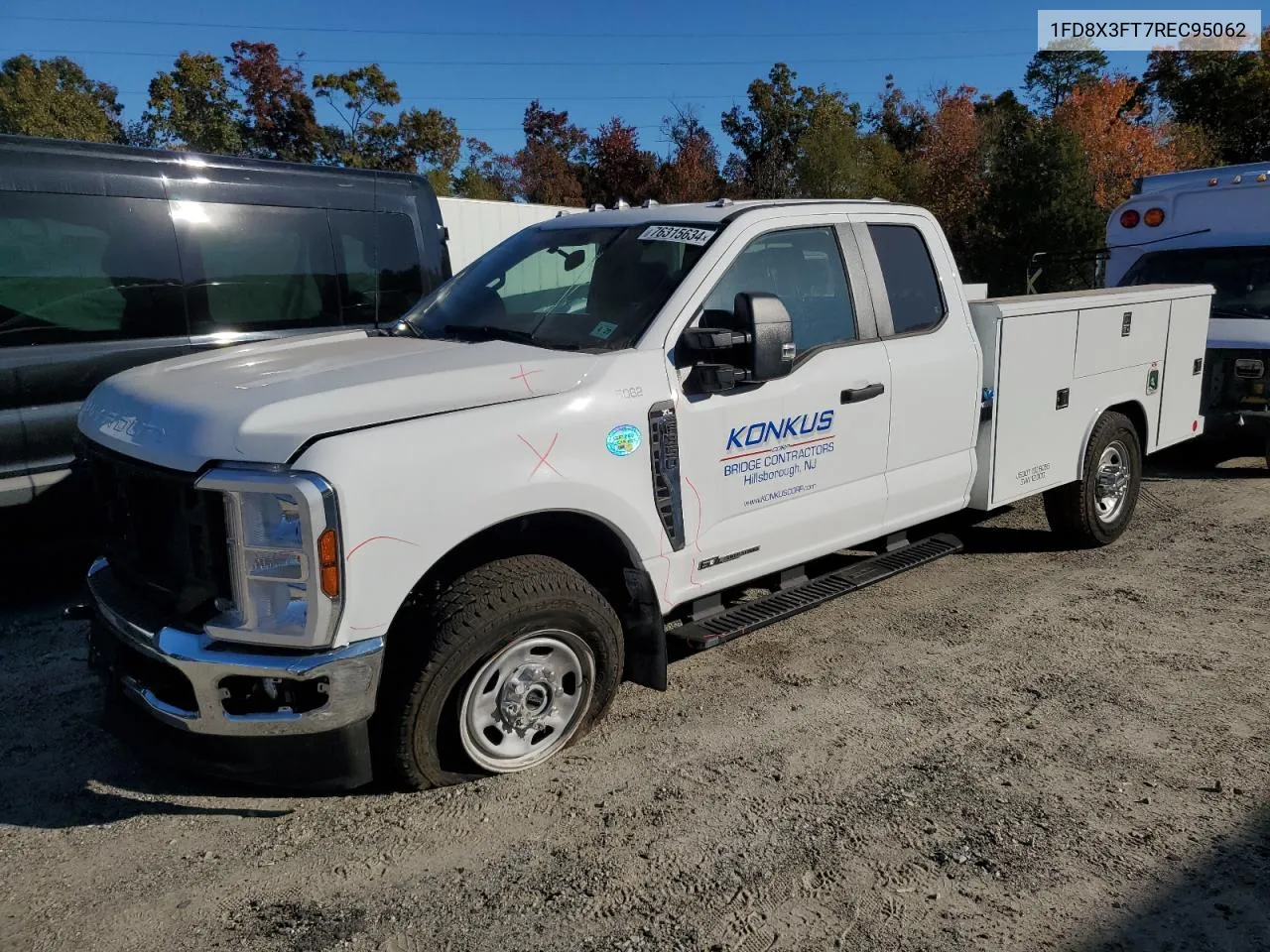 2024 Ford F350 Super Duty VIN: 1FD8X3FT7REC95062 Lot: 76315634