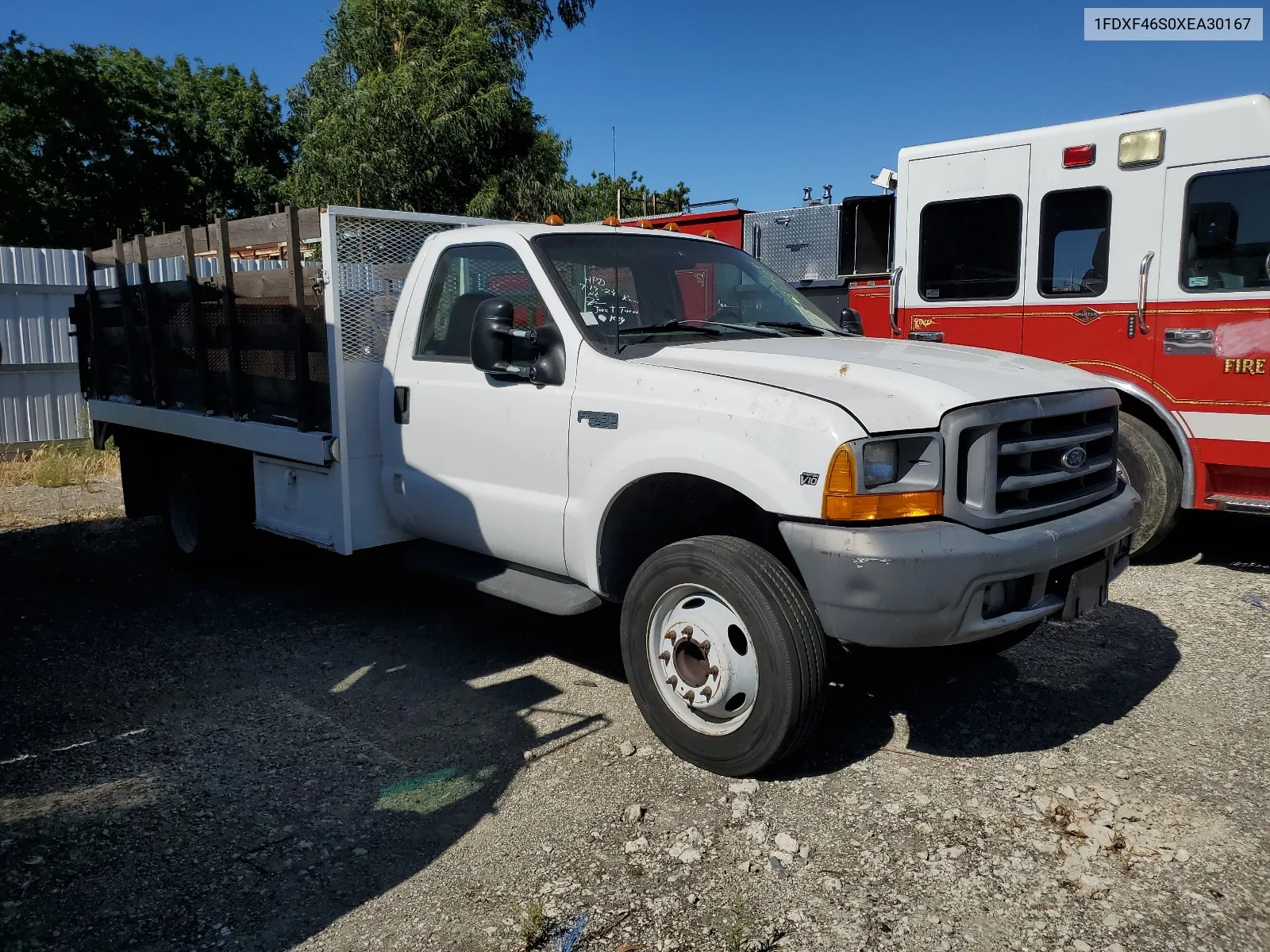 1999 Ford F450 Super Duty VIN: 1FDXF46S0XEA30167 Lot: 64547464