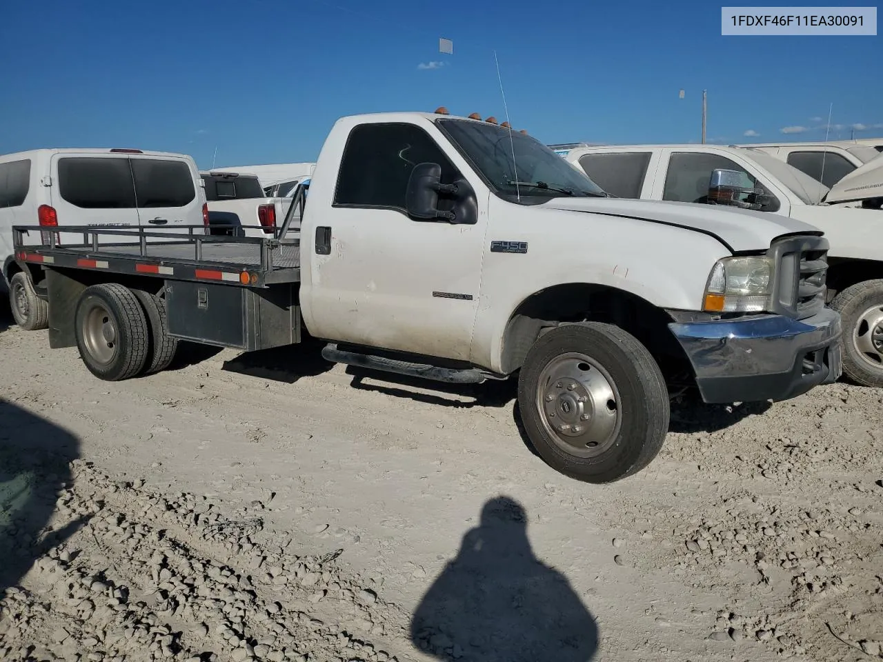 2001 Ford F450 Super Duty VIN: 1FDXF46F11EA30091 Lot: 77682024