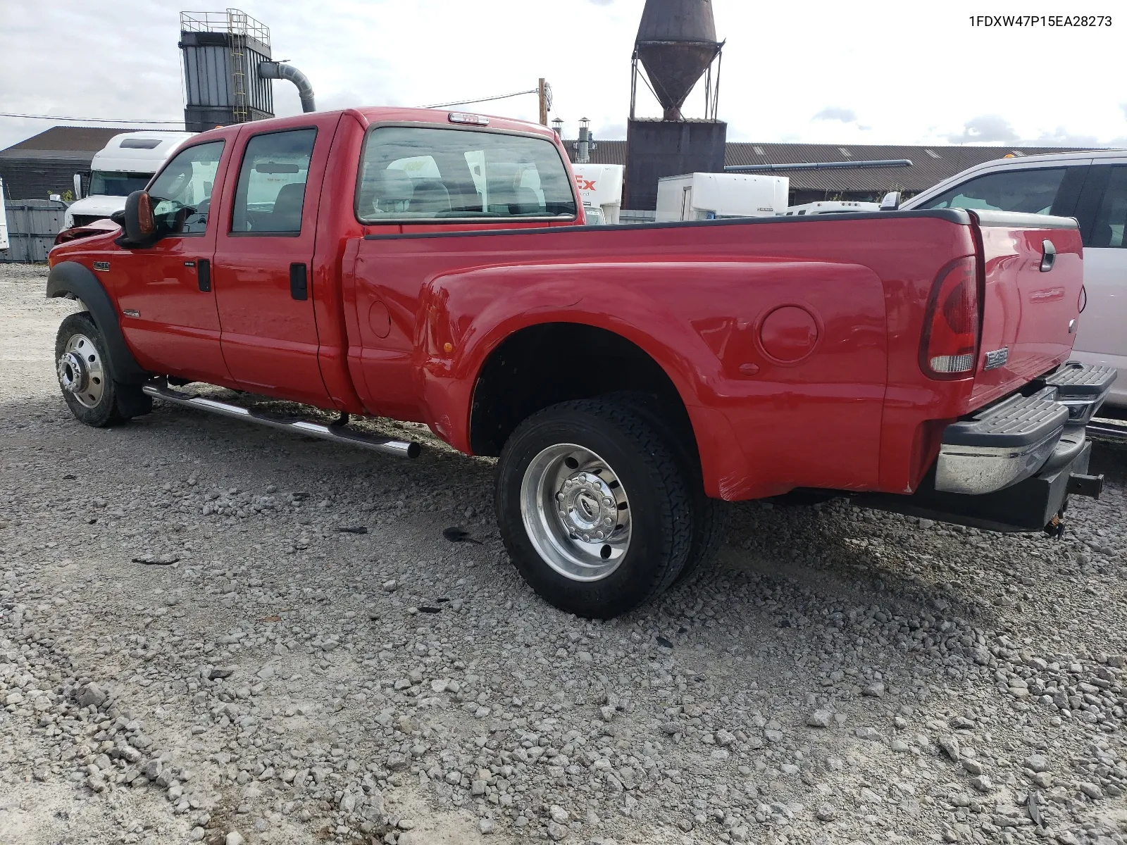 2005 Ford F450 Super Duty VIN: 1FDXW47P15EA28273 Lot: 46141824