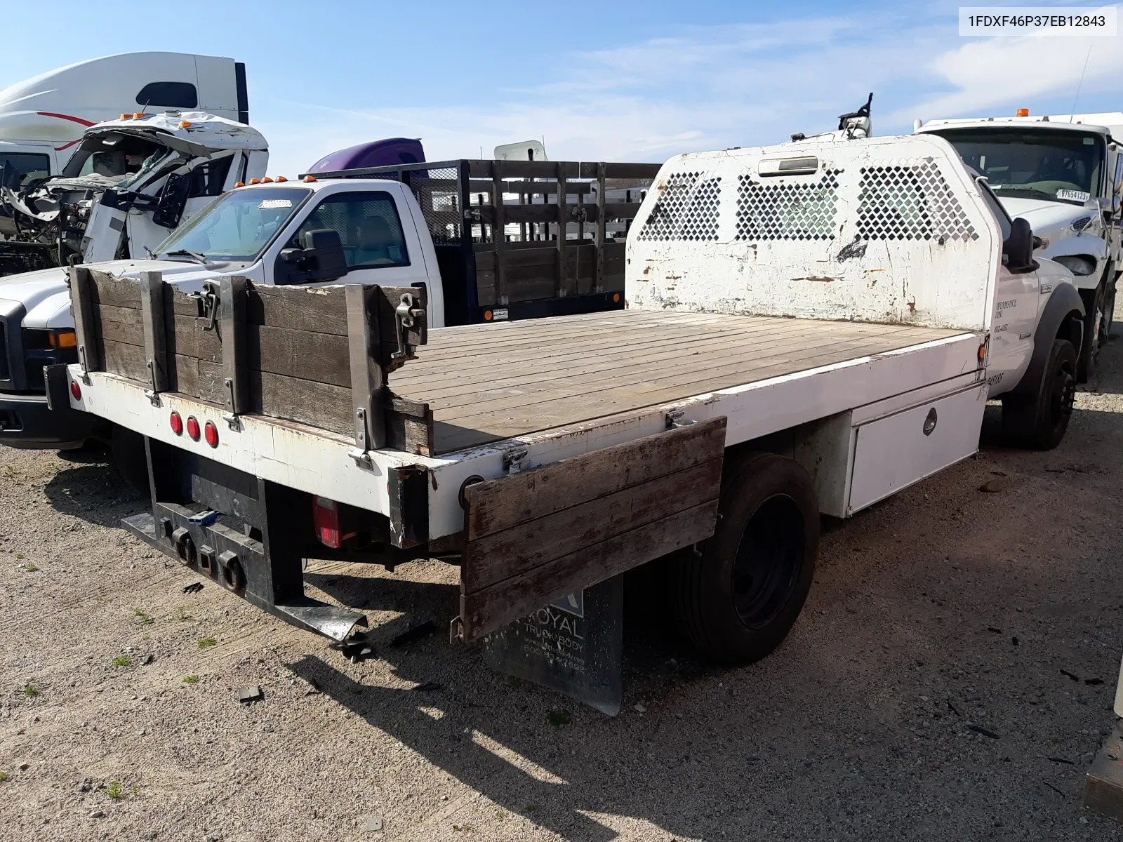 2007 Ford F450 Super Duty VIN: 1FDXF46P37EB12843 Lot: 43941984