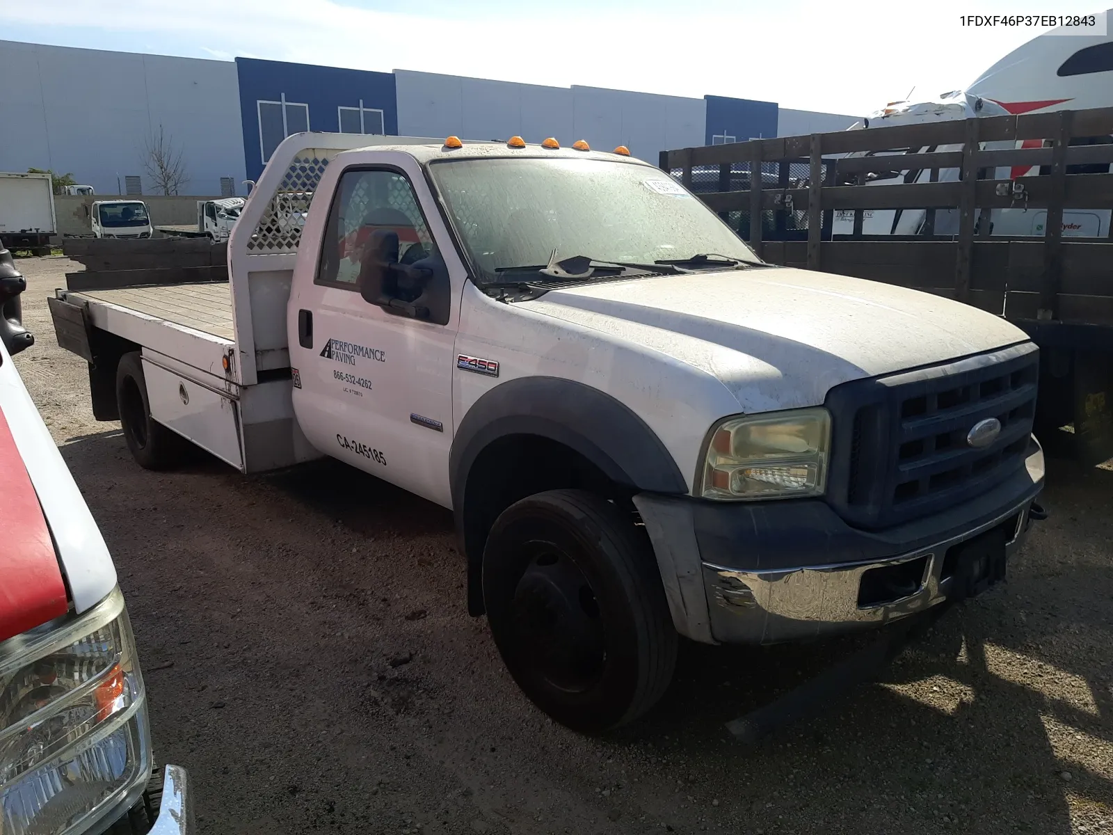 2007 Ford F450 Super Duty VIN: 1FDXF46P37EB12843 Lot: 43941984