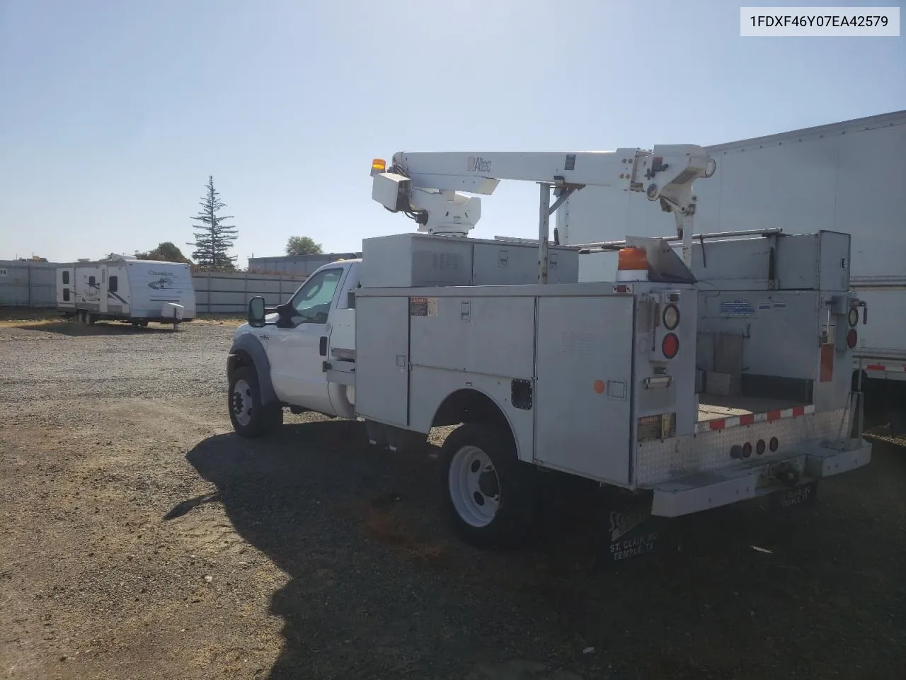 2007 Ford F450 Super Duty VIN: 1FDXF46Y07EA42579 Lot: 53409444