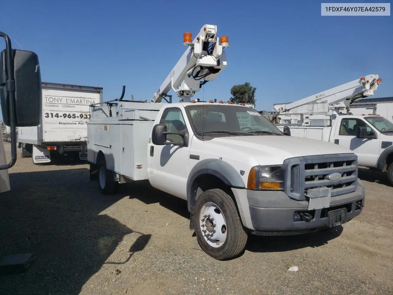 2007 Ford F450 Super Duty VIN: 1FDXF46Y07EA42579 Lot: 53409444