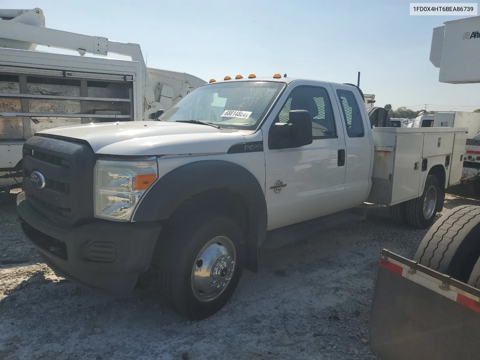 2011 Ford F450 Super Duty VIN: 1FD0X4HT6BEA86739 Lot: 68814884