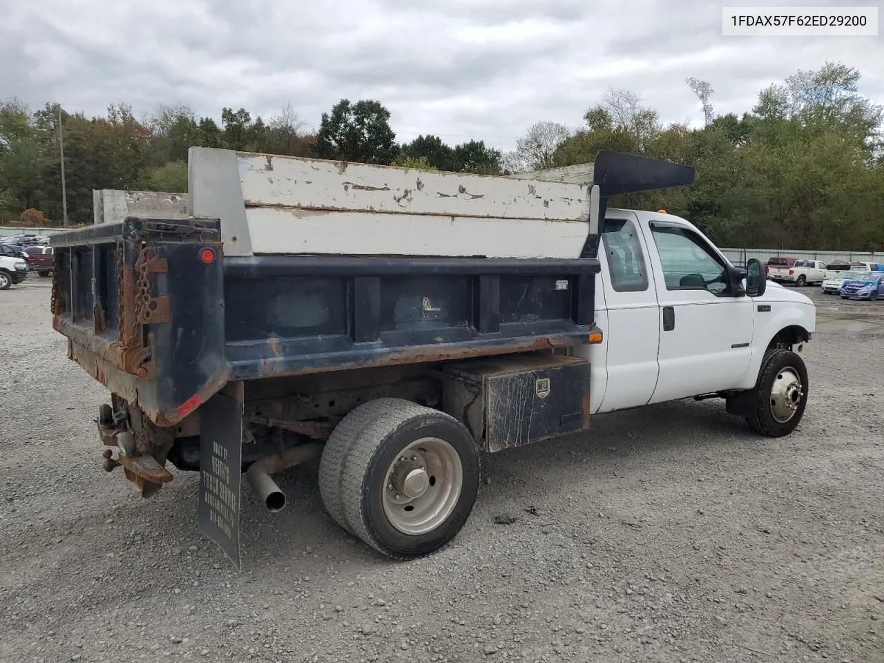 2002 Ford F550 Super Duty VIN: 1FDAX57F62ED29200 Lot: 74183834