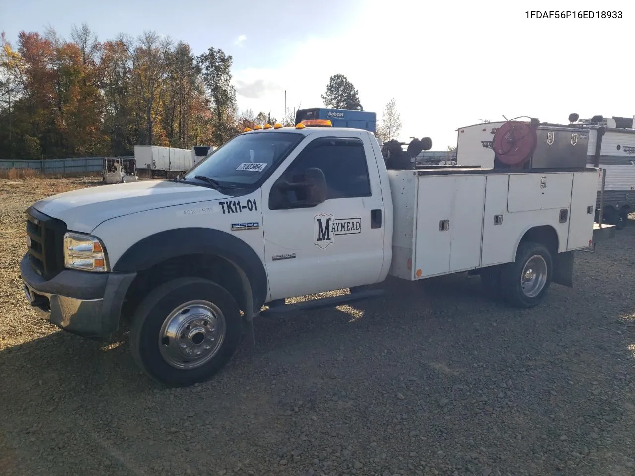 2006 Ford F550 Super Duty VIN: 1FDAF56P16ED18933 Lot: 76825864