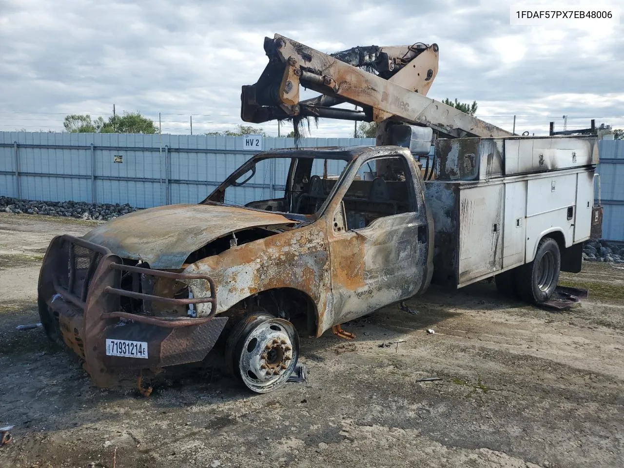 2007 Ford F550 Super Duty VIN: 1FDAF57PX7EB48006 Lot: 71931214