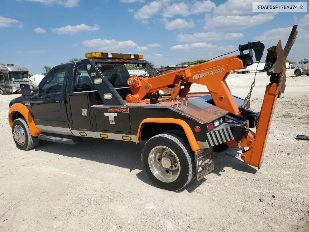 2007 Ford F550 Super Duty VIN: 1FDAF56P17EA37412 Lot: 75171304