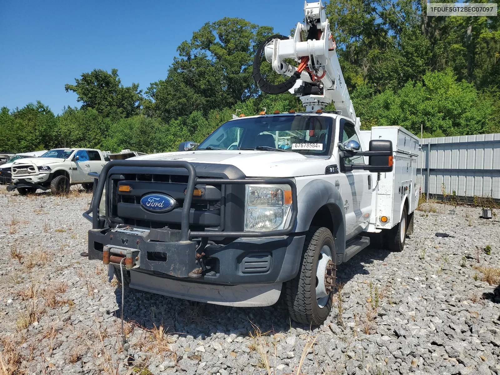 2011 Ford F550 Super Duty VIN: 1FDUF5GT2BEC07097 Lot: 67678584