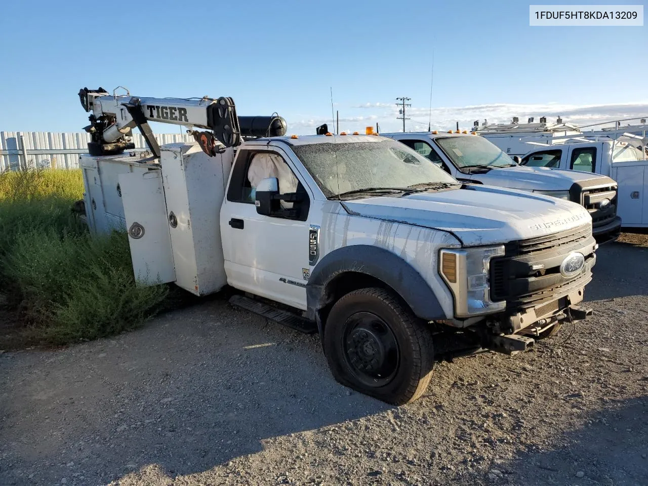 2019 Ford F550 Super Duty VIN: 1FDUF5HT8KDA13209 Lot: 74436004