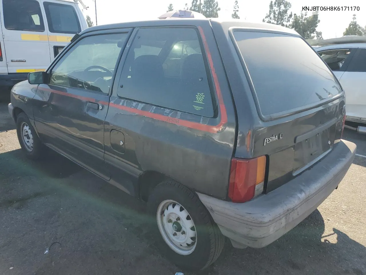 1989 Ford Festiva L VIN: KNJBT06H8K6171170 Lot: 74736114