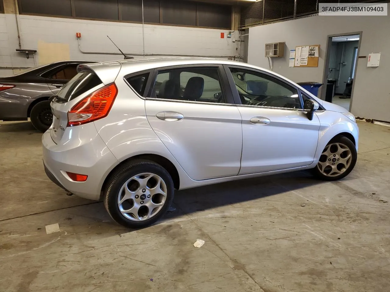 2011 Ford Fiesta Ses VIN: 3FADP4FJ3BM109403 Lot: 53321694