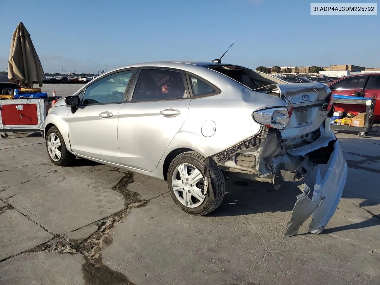 2013 Ford Fiesta S VIN: 3FADP4AJ3DM225792 Lot: 76264564