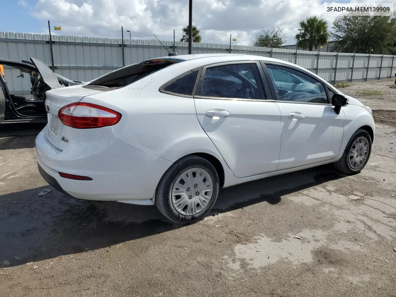 2014 Ford Fiesta S VIN: 3FADP4AJ4EM139909 Lot: 76560354