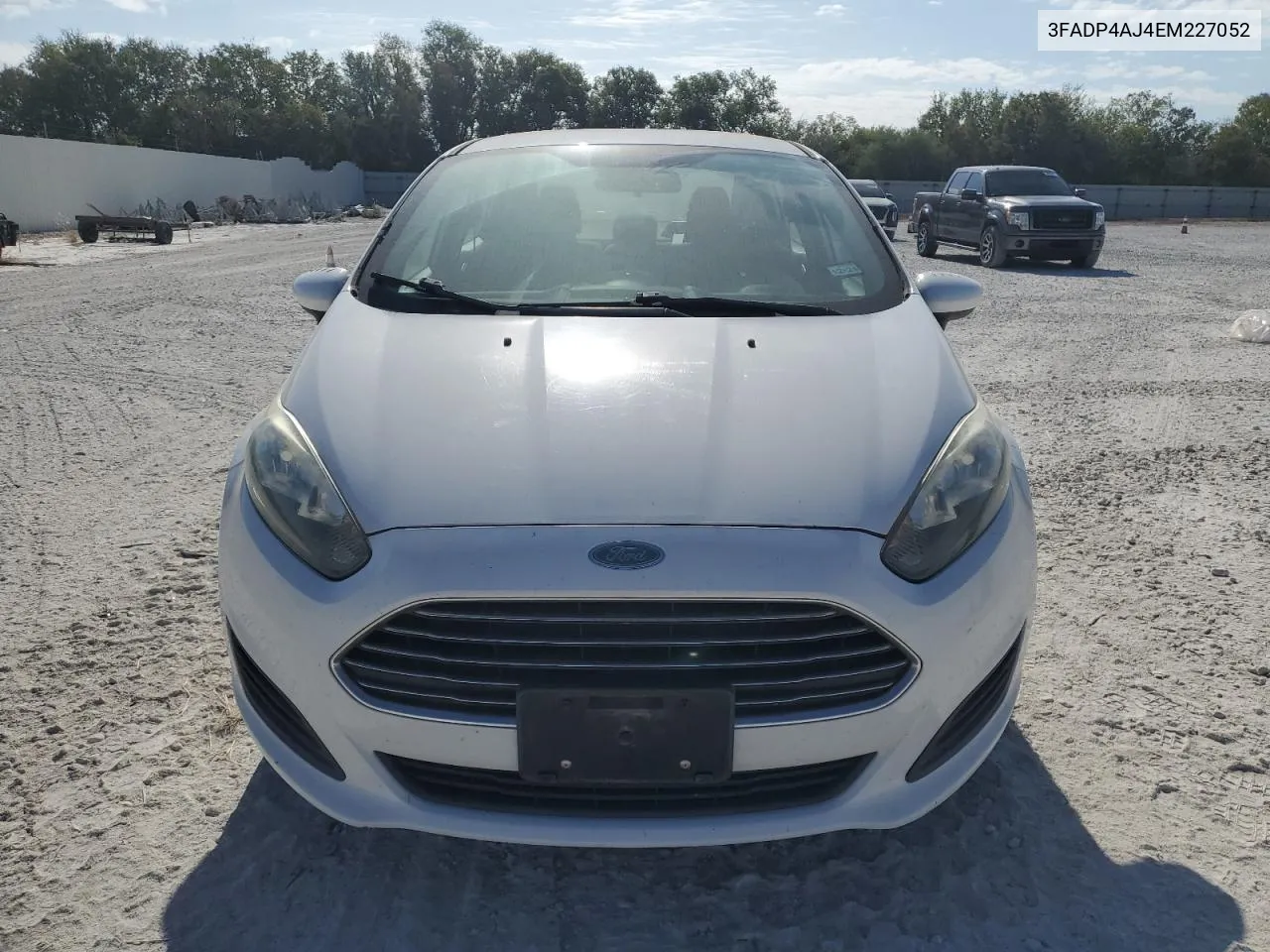 2014 Ford Fiesta S VIN: 3FADP4AJ4EM227052 Lot: 76739944