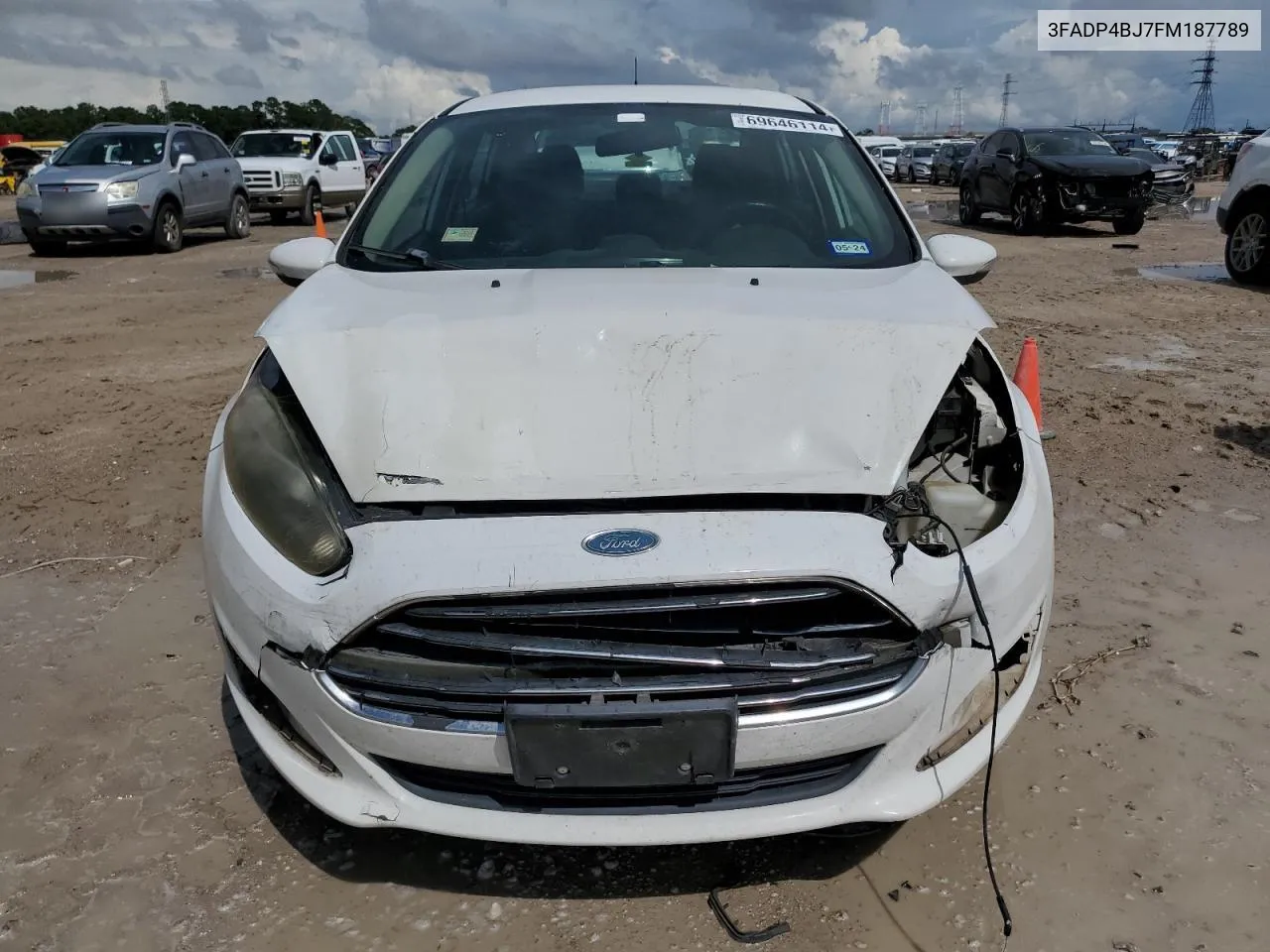 3FADP4BJ7FM187789 2015 Ford Fiesta Se