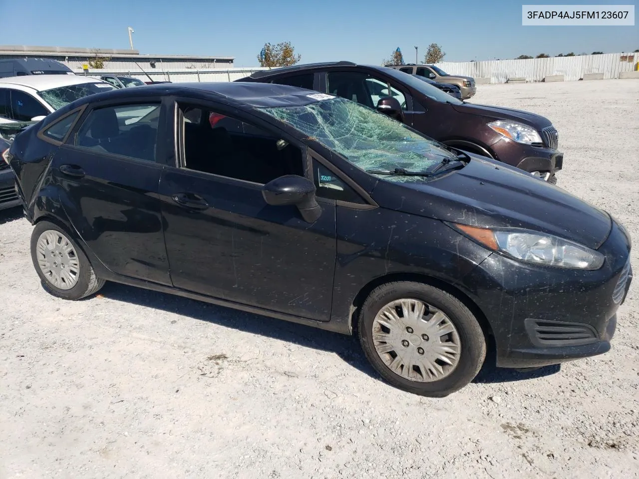 2015 Ford Fiesta S VIN: 3FADP4AJ5FM123607 Lot: 74136514