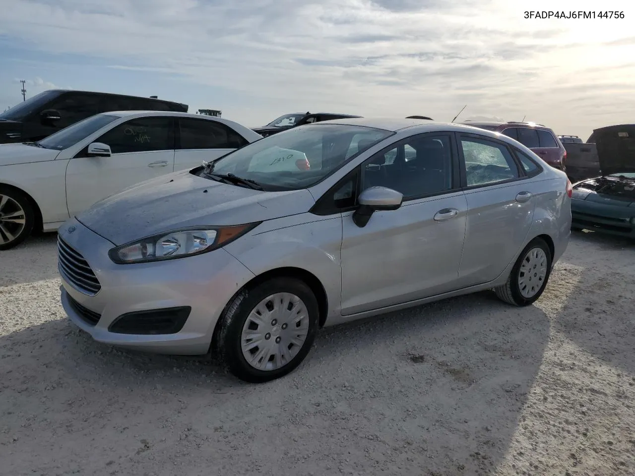 2015 Ford Fiesta S VIN: 3FADP4AJ6FM144756 Lot: 76359624