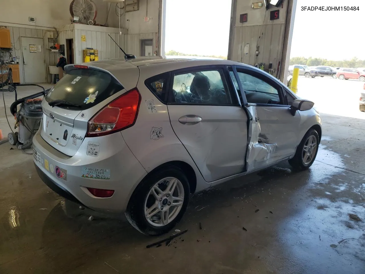 2017 Ford Fiesta Se VIN: 3FADP4EJ0HM150484 Lot: 71404954