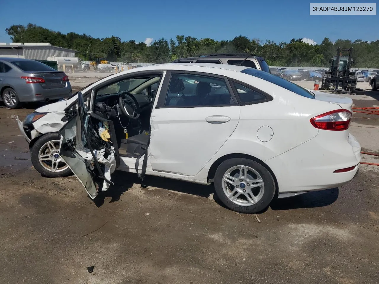 2018 Ford Fiesta Se VIN: 3FADP4BJ8JM123270 Lot: 53133274