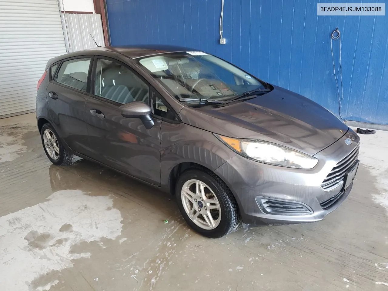 3FADP4EJ9JM133088 2018 Ford Fiesta Se