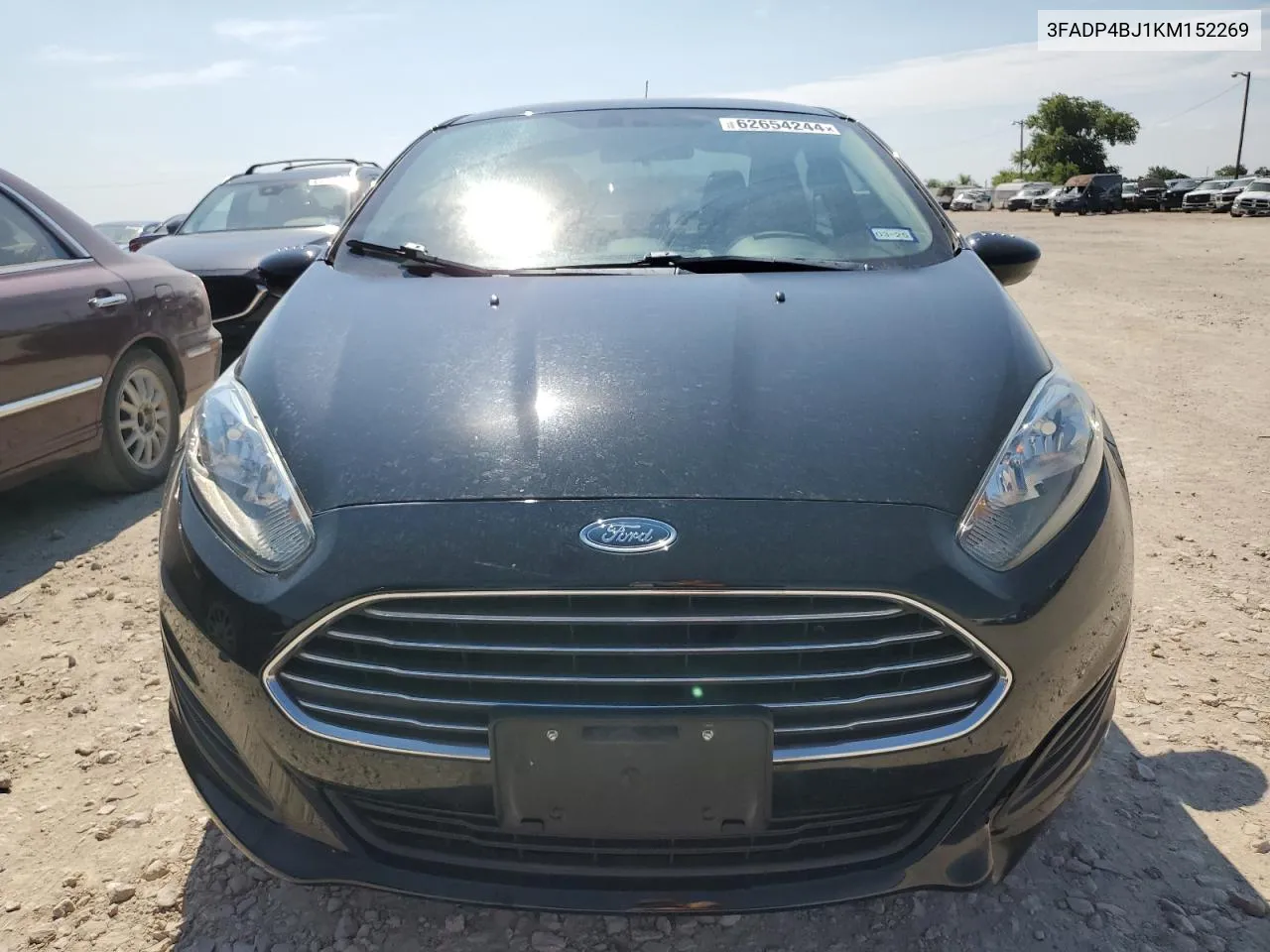 3FADP4BJ1KM152269 2019 Ford Fiesta Se