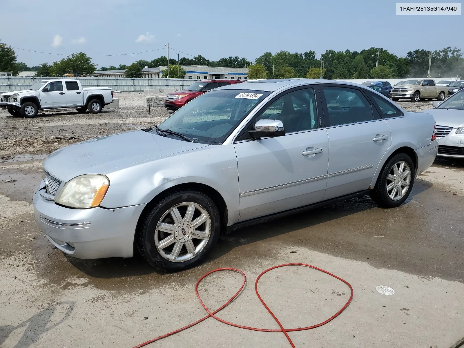 2005 Ford Five Hundred Limited VIN: 1FAFP25135G147940 Lot: 64391804