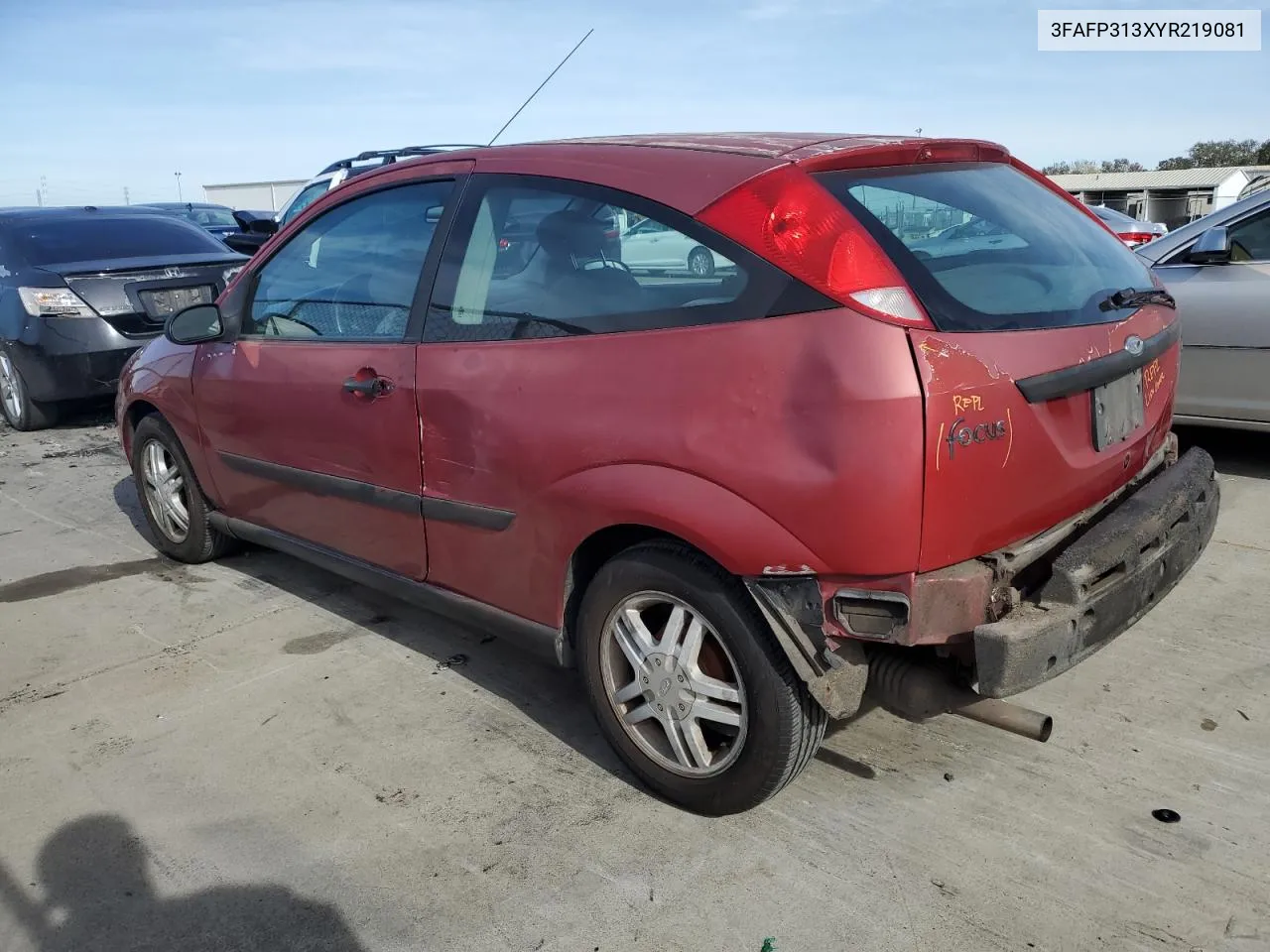 2000 Ford Focus Zx3 VIN: 3FAFP313XYR219081 Lot: 79250594