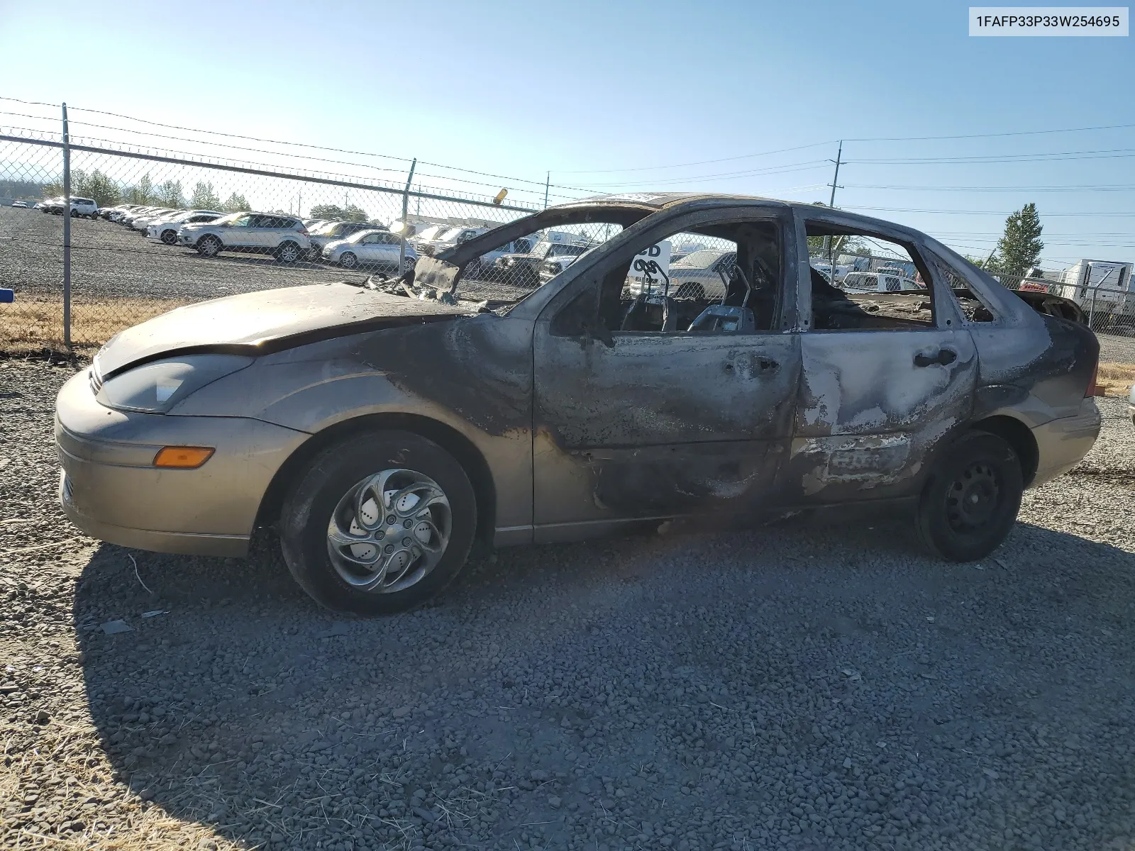 2003 Ford Focus Lx VIN: 1FAFP33P33W254695 Lot: 61242724