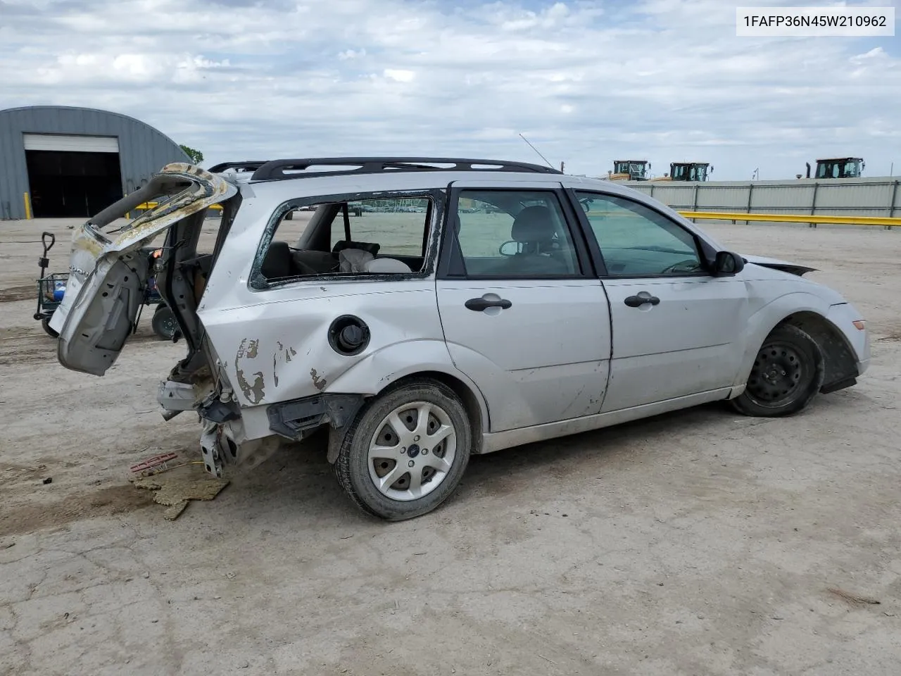 2005 Ford Focus Zxw VIN: 1FAFP36N45W210962 Lot: 52376634