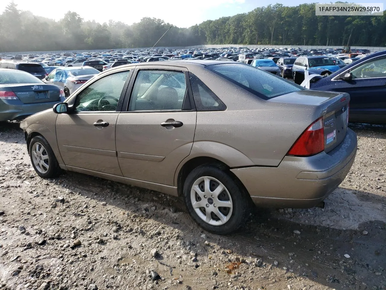 2005 Ford Focus Zx4 VIN: 1FAFP34N25W295870 Lot: 68828394