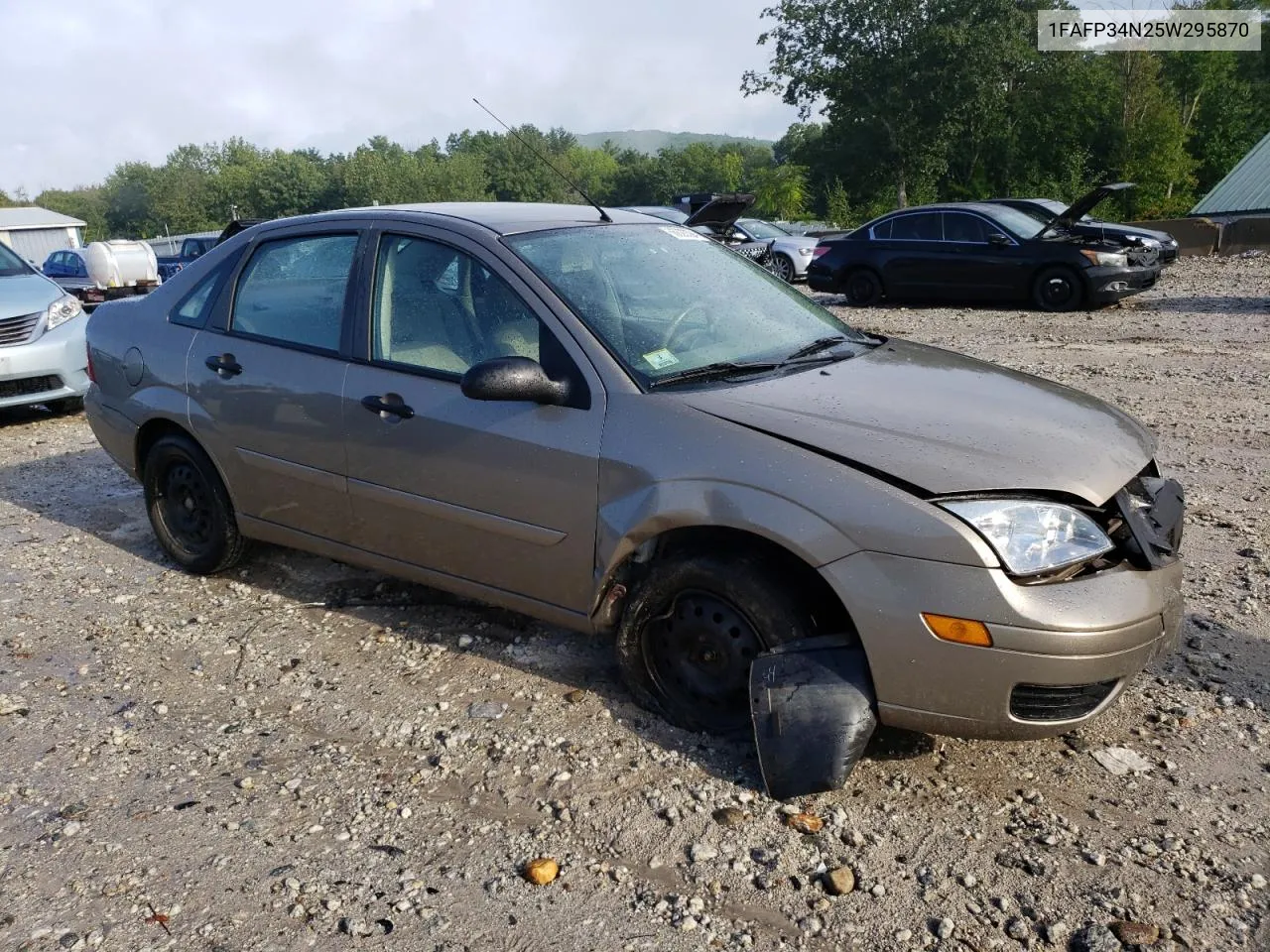 2005 Ford Focus Zx4 VIN: 1FAFP34N25W295870 Lot: 68828394