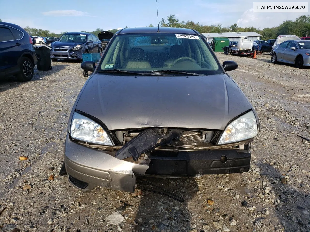 2005 Ford Focus Zx4 VIN: 1FAFP34N25W295870 Lot: 68828394