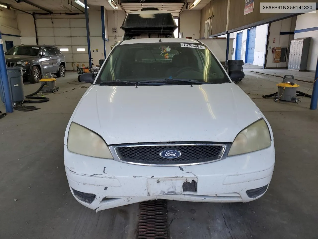 2005 Ford Focus Zx3 VIN: 3FAFP31NX5R141320 Lot: 70706664