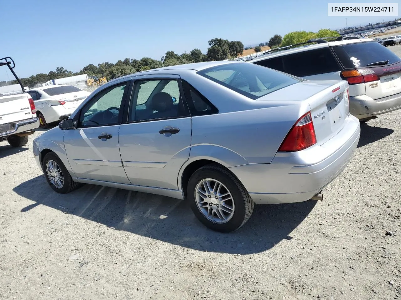 2005 Ford Focus Zx4 VIN: 1FAFP34N15W224711 Lot: 71002194