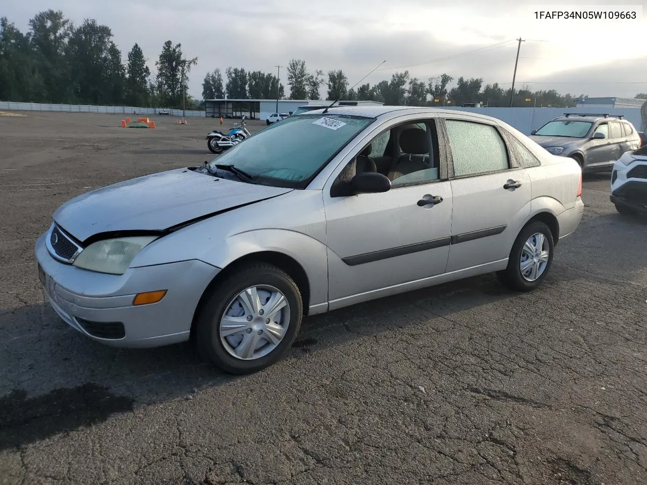 2005 Ford Focus Zx4 VIN: 1FAFP34N05W109663 Lot: 71640824