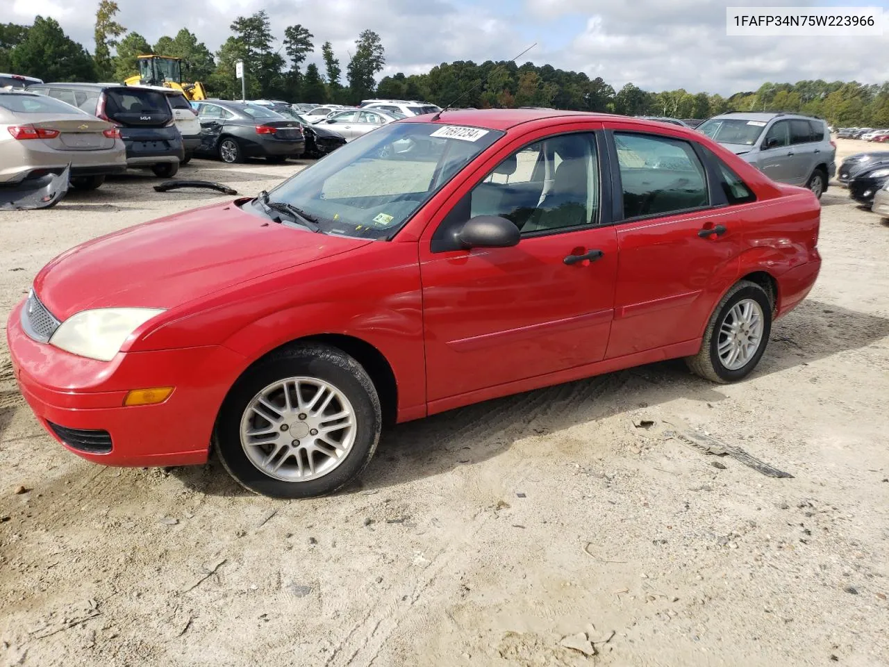 2005 Ford Focus Zx4 VIN: 1FAFP34N75W223966 Lot: 71697234