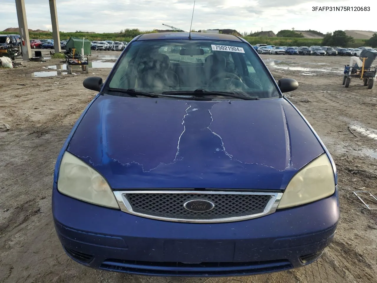 2005 Ford Focus Zx3 VIN: 3FAFP31N75R120683 Lot: 75021904